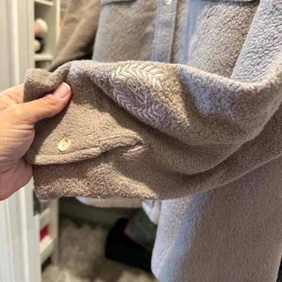 PINK - VS -Button-Up Shirt in Taupe - Picture 11 of 12